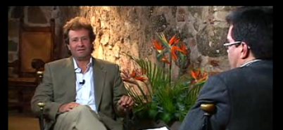 click para acceder a la entrevista en video sobre Adam Smith